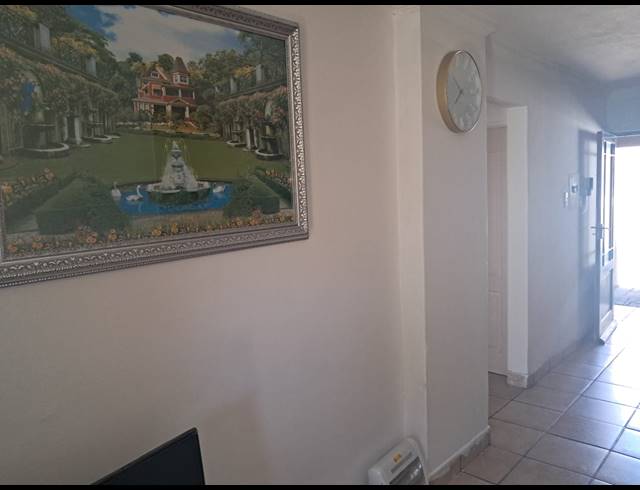 2 BEDROOM CLUSTER FOR SALE IN BERGSIG